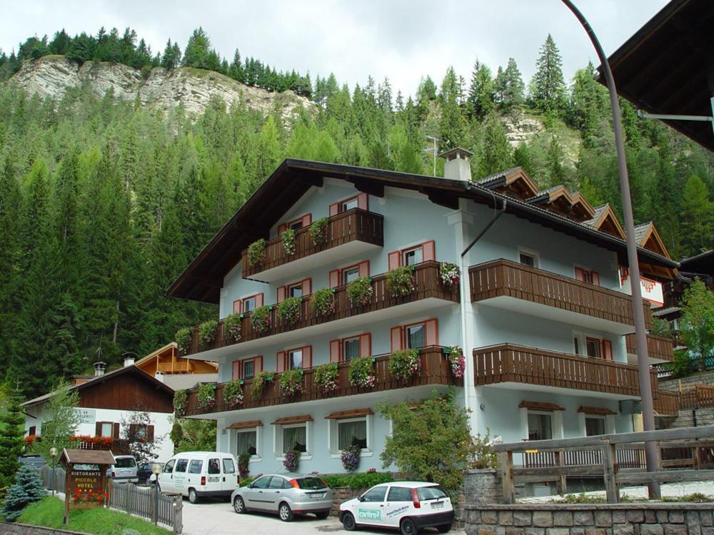 Piccolo Hotel Canazei Exterior photo